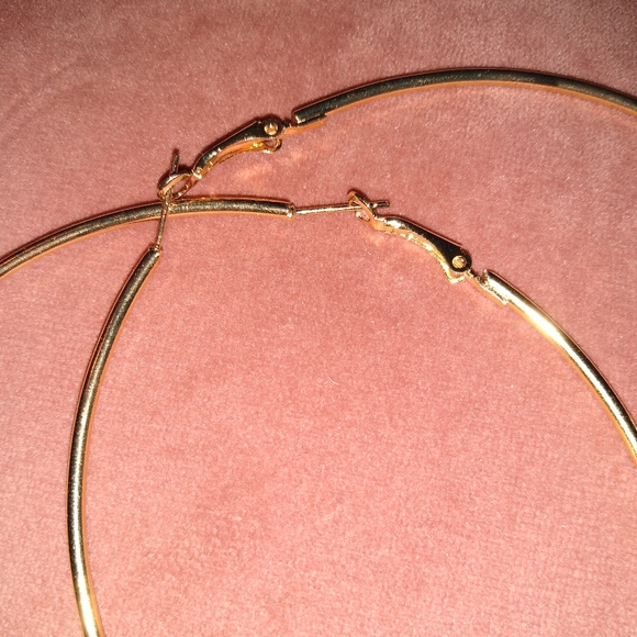 Oversized Gold Pink Butterfly Charm Hoop Earrings XL Big KATTA Hoops Butterflies - Picture 6 of 9